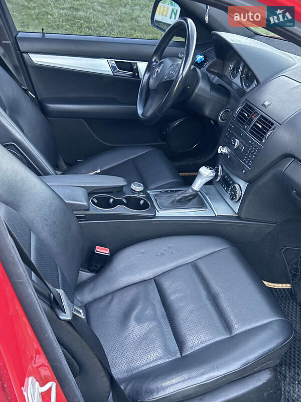 Седан Mercedes-Benz C-Class 2007 в Конотопе