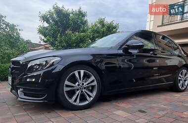 Седан Mercedes-Benz C-Class 2017 в Киеве