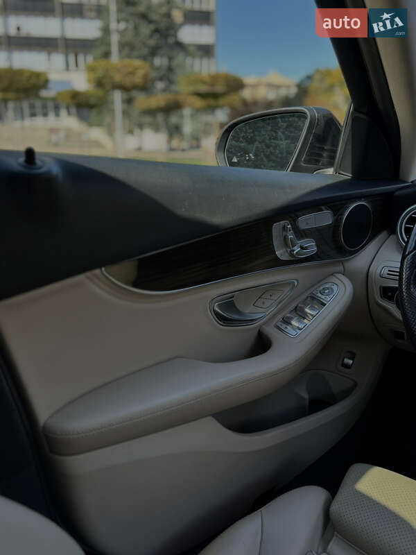 Седан Mercedes-Benz C-Class 2015 в Днепре фото 5 Седан Mercedes-Benz C-Class 2015 в Днепре