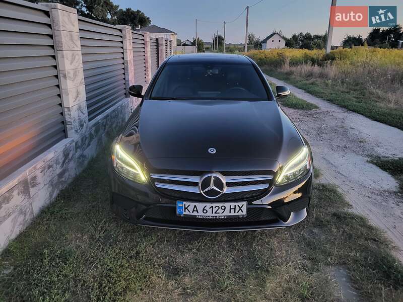 Седан Mercedes-Benz C-Class 2018 в Киеве