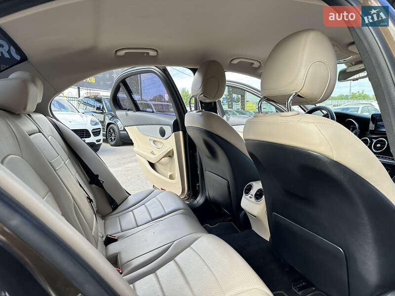 Седан Mercedes-Benz C-Class 2016 в Харкові
