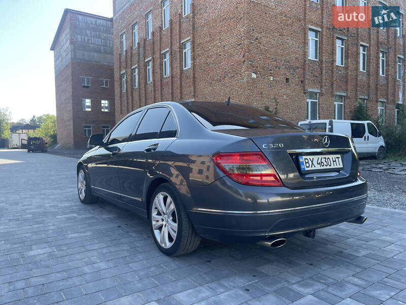 Седан Mercedes-Benz C-Class 2007 в Старокостянтинові