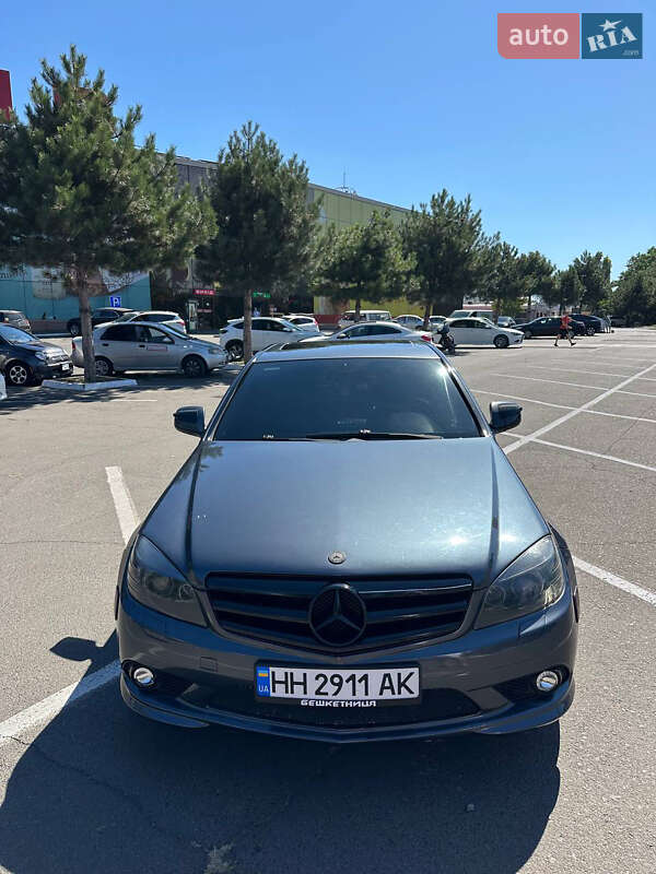 Седан Mercedes-Benz C-Class 2007 в Одессе