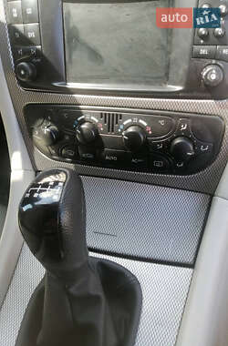 Седан Mercedes-Benz C-Class 2003 в 