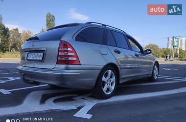 Универсал Mercedes-Benz C-Class 2004 в 