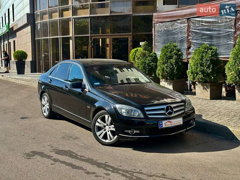Седан Mercedes-Benz C-Class 2008 в Одессе