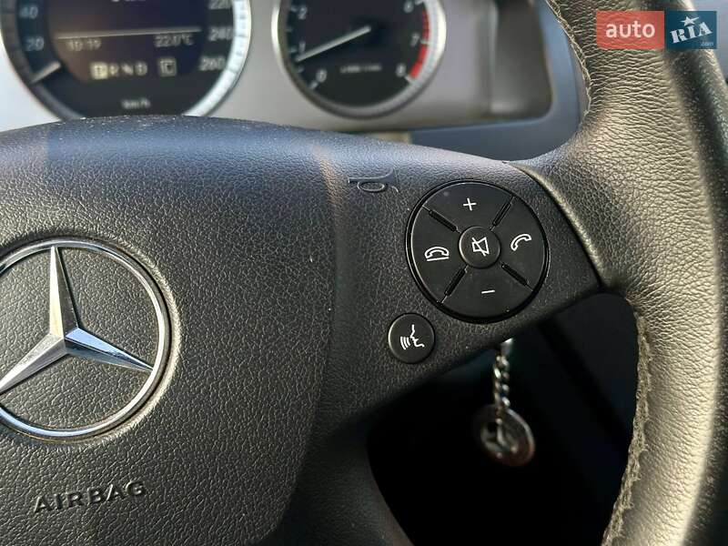 Седан Mercedes-Benz C-Class 2008 в Одессе