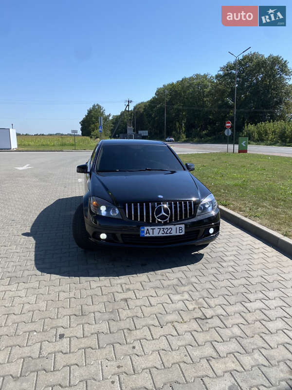 Mercedes-Benz C-Class 2008