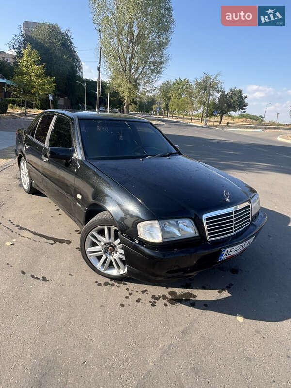 Седан Mercedes-Benz C-Class 1998 в Южном
