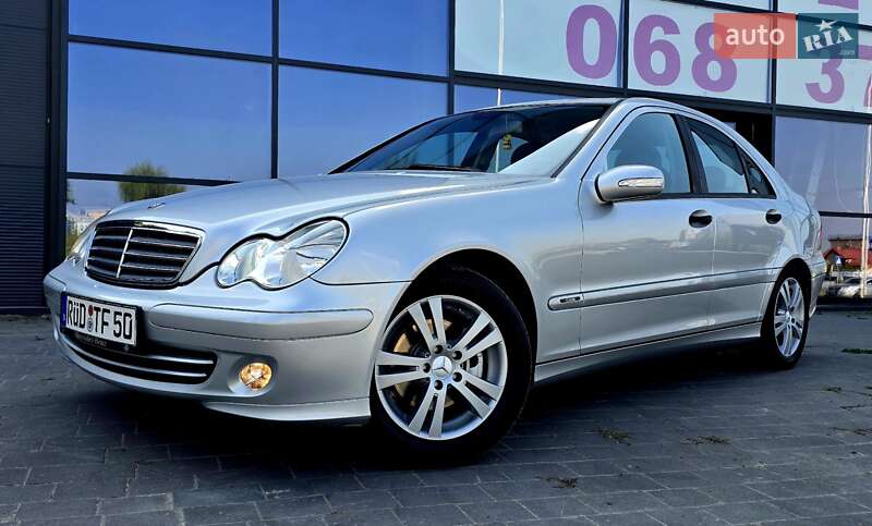 Седан Mercedes-Benz C-Class 2005 в Ивано-Франковске