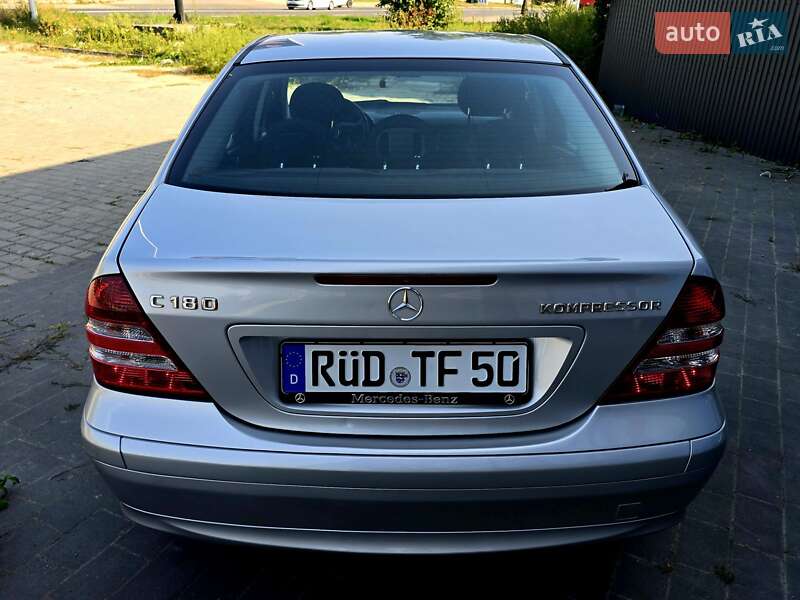 Седан Mercedes-Benz C-Class 2005 в Ивано-Франковске