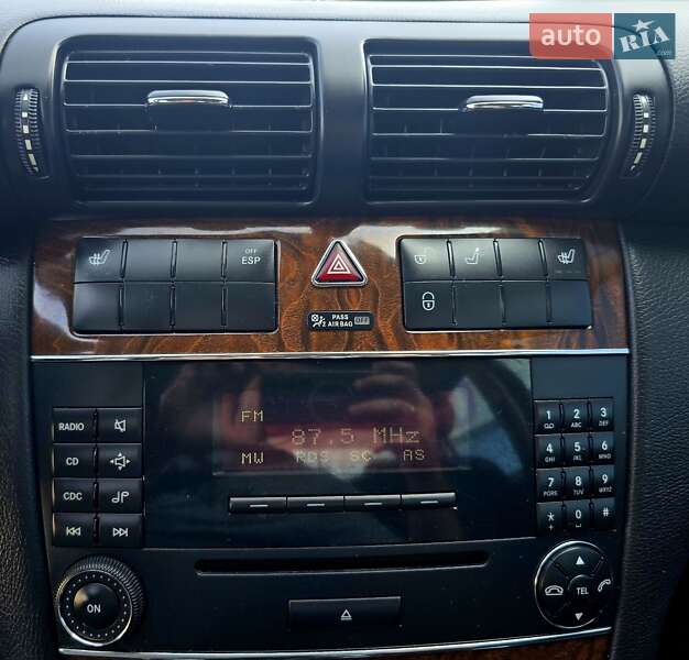 Седан Mercedes-Benz C-Class 2005 в Ивано-Франковске