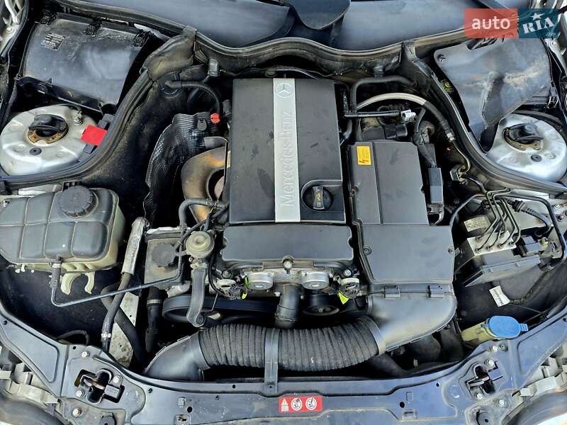 Седан Mercedes-Benz C-Class 2005 в Ивано-Франковске