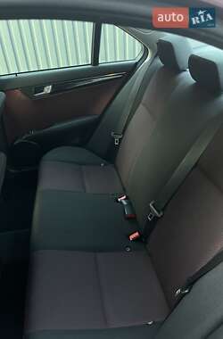 Седан Mercedes-Benz C-Class 2008 в 