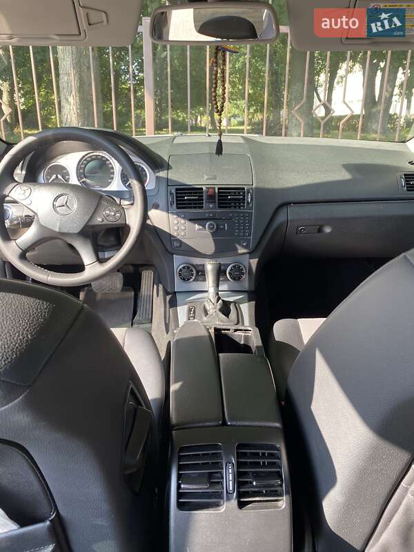 Універсал Mercedes-Benz C-Class 2007 в Броварах