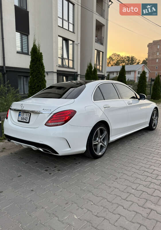 Седан Mercedes-Benz C-Class 2015 в Черновцах