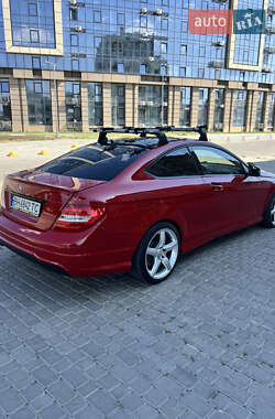 Купе Mercedes-Benz C-Class 2013 в 
