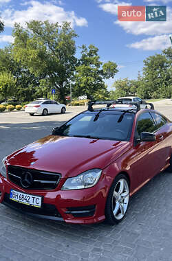 Купе Mercedes-Benz C-Class 2013 в 