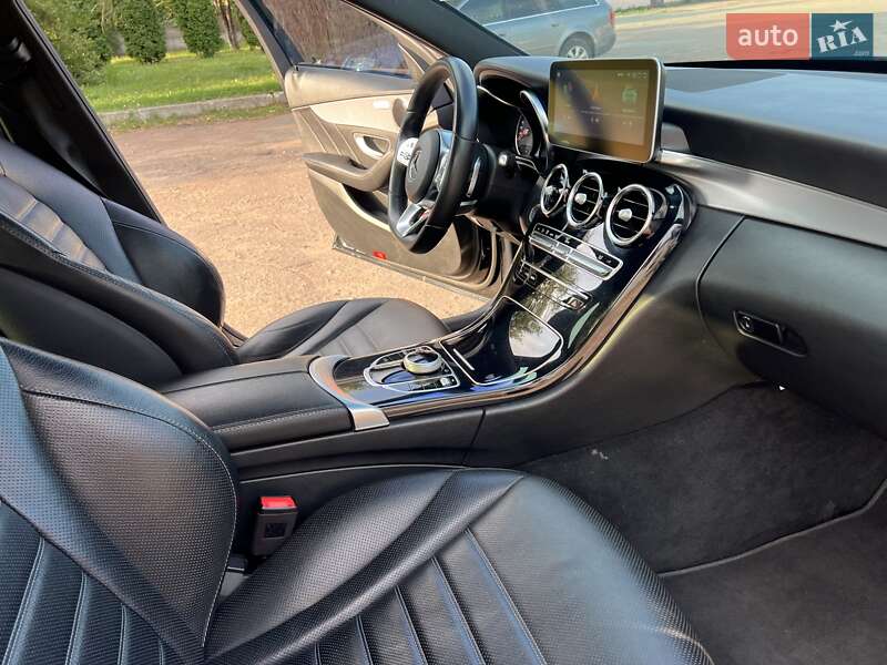 Седан Mercedes-Benz C-Class 2019 в Прилуках