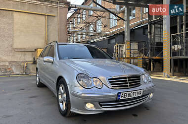 Універсал Mercedes-Benz C-Class 2004 в 