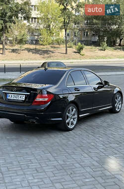 Седан Mercedes-Benz C-Class 2013 в 