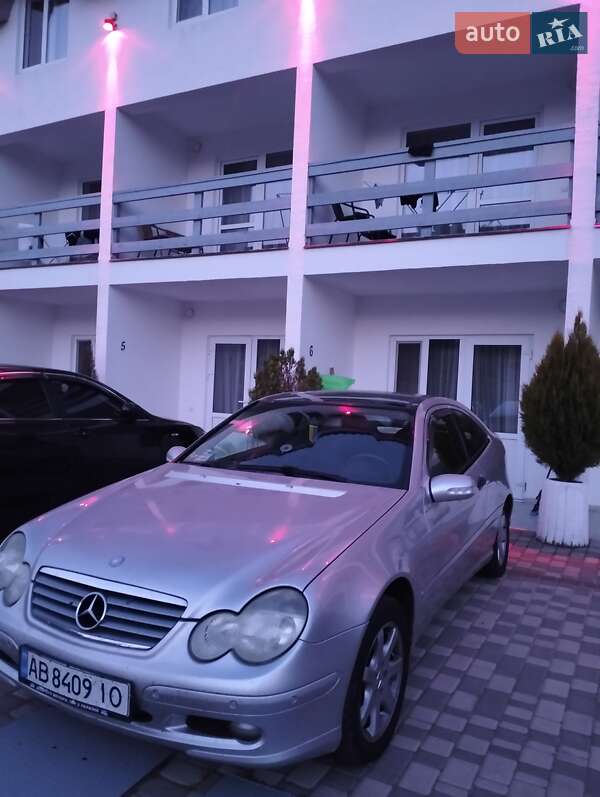 Mercedes-Benz C-Class 2001