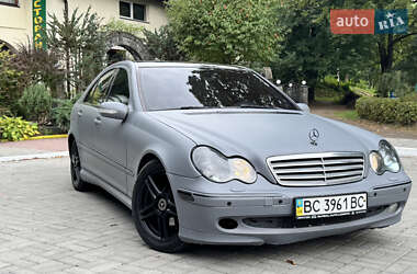 Седан Mercedes-Benz C-Class 2005 в 