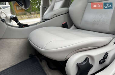 Седан Mercedes-Benz C-Class 2005 в 