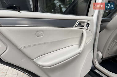 Седан Mercedes-Benz C-Class 2005 в 