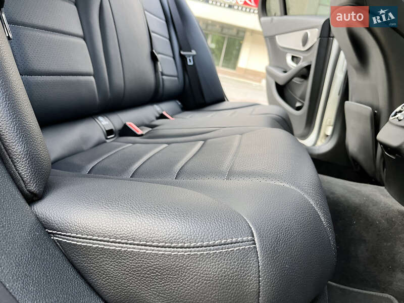 Седан Mercedes-Benz C-Class 2014 в Киеве