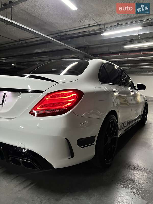 Седан Mercedes-Benz C-Class 2015 в Киеве