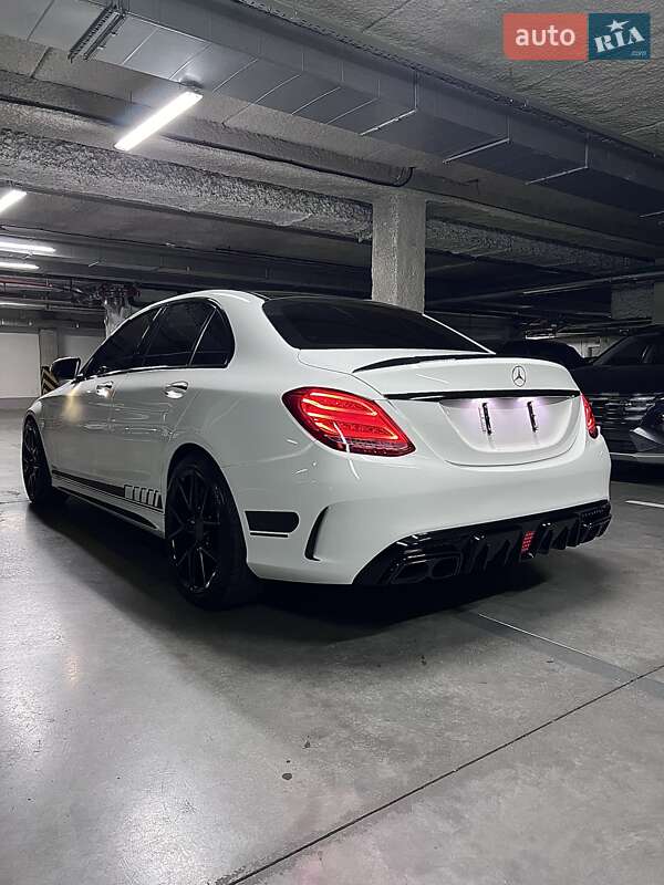 Седан Mercedes-Benz C-Class 2015 в Киеве