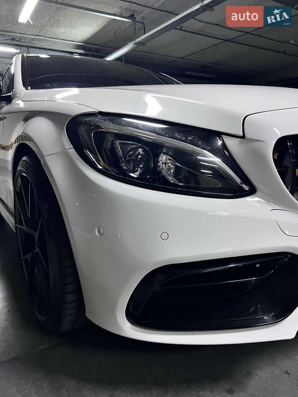 Седан Mercedes-Benz C-Class 2015 в Киеве