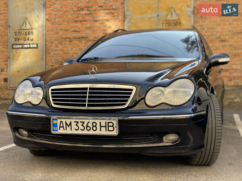 Универсал Mercedes-Benz C-Class 2002 в 
