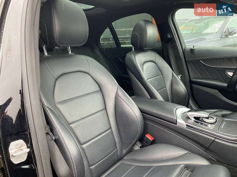 Седан Mercedes-Benz C-Class 2014 в Львове