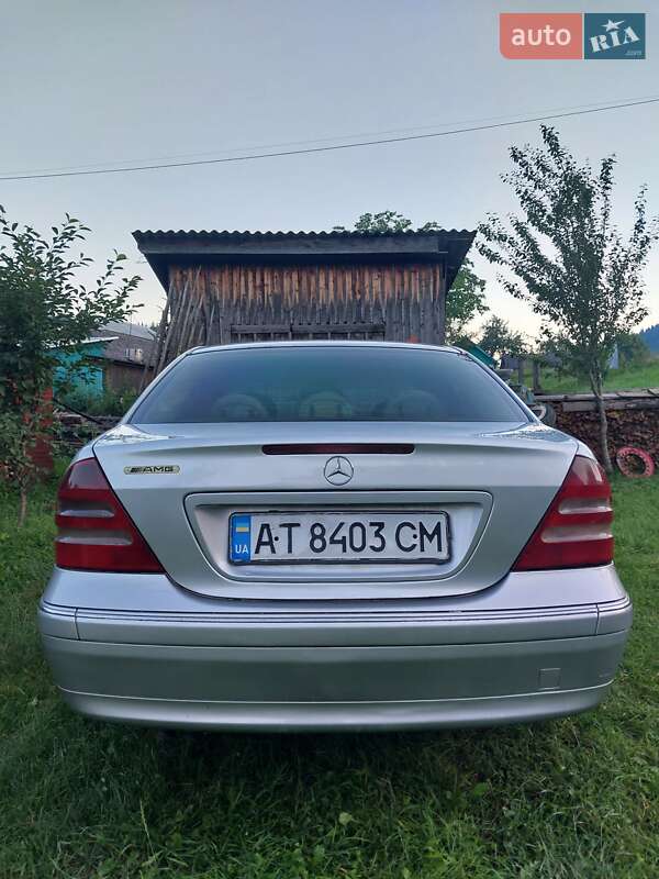 Седан Mercedes-Benz C-Class 2000 в Ивано-Франковске