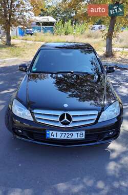 Седан Mercedes-Benz C-Class 2010 в 