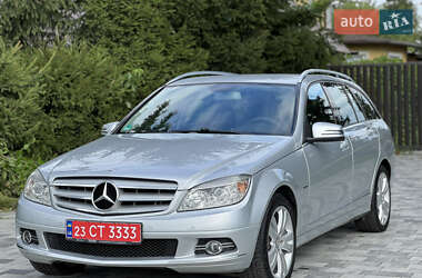 Універсал Mercedes-Benz C-Class 2008 в Старокостянтинові