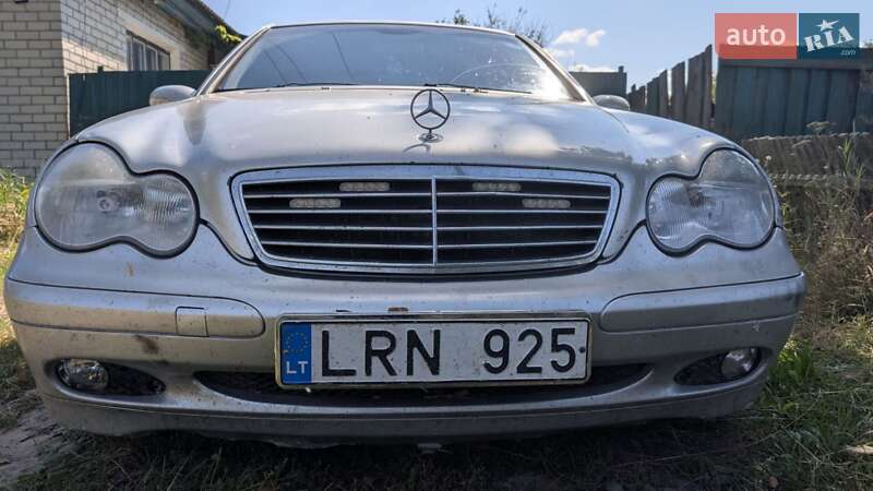 Седан Mercedes-Benz C-Class 2003 в Кривом Роге