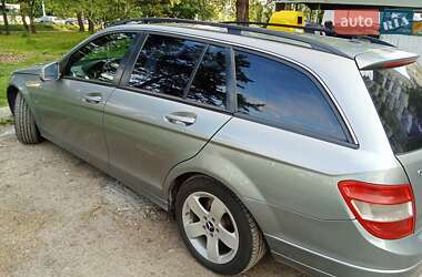 Универсал Mercedes-Benz C-Class 2010 в Львове