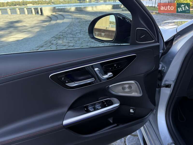 Седан Mercedes-Benz C-Class 2024 в Киеве