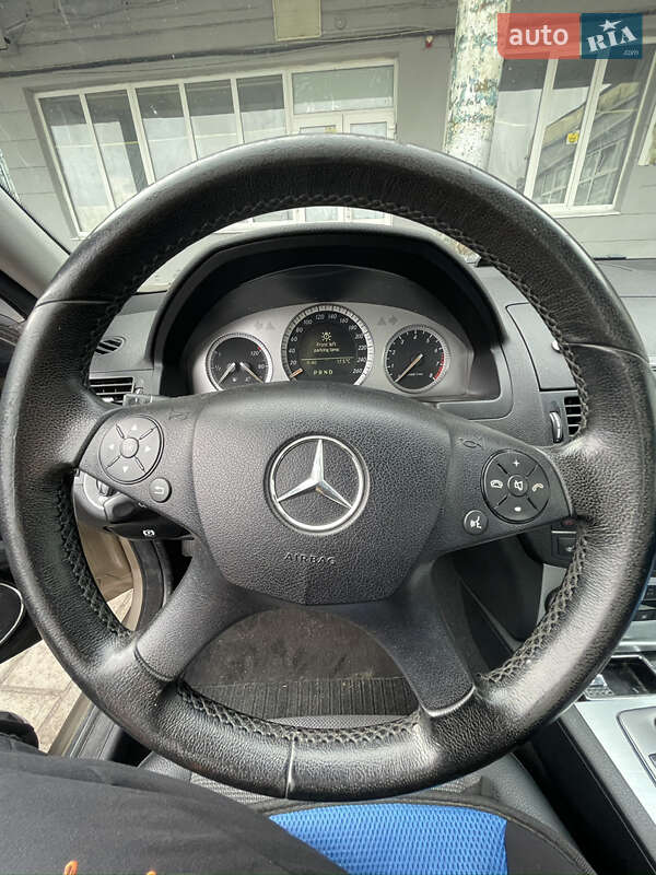 Седан Mercedes-Benz C-Class 2008 в Львове