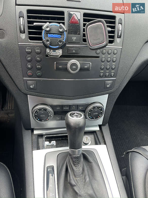 Седан Mercedes-Benz C-Class 2008 в Львове