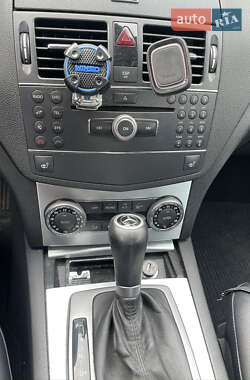 Седан Mercedes-Benz C-Class 2008 в 