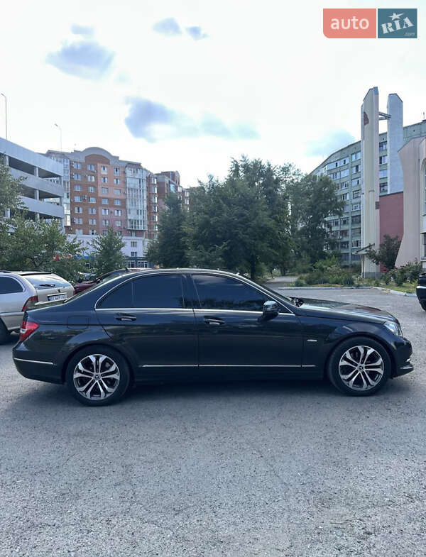 Седан Mercedes-Benz C-Class 2012 в Полтаве