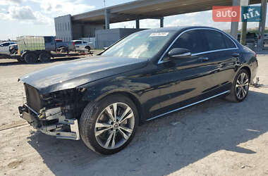 Седан Mercedes-Benz C-Class 2015 в Львове