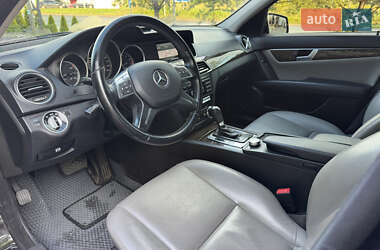 Седан Mercedes-Benz C-Class 2011 в 