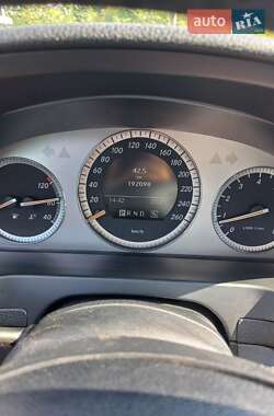 Седан Mercedes-Benz C-Class 2008 в 
