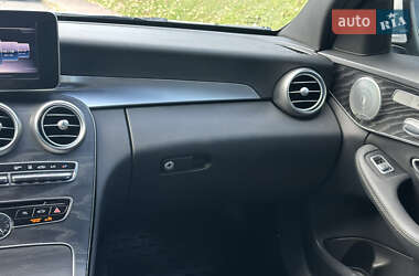 Седан Mercedes-Benz C-Class 2017 в 