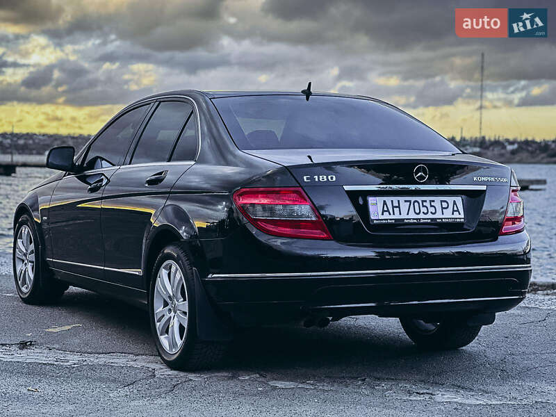 Седан Mercedes-Benz C-Class 2008 в Херсоні